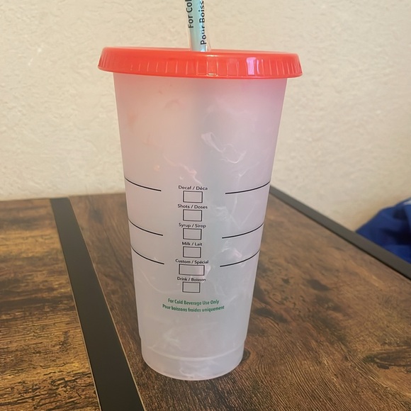 Starbucks reusable cold beverage cup - Picture 2 of 6